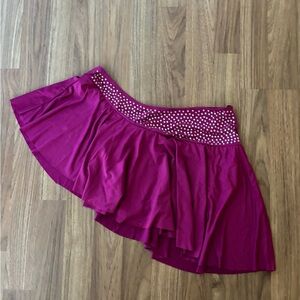 Sequins trimmed one shoulder top